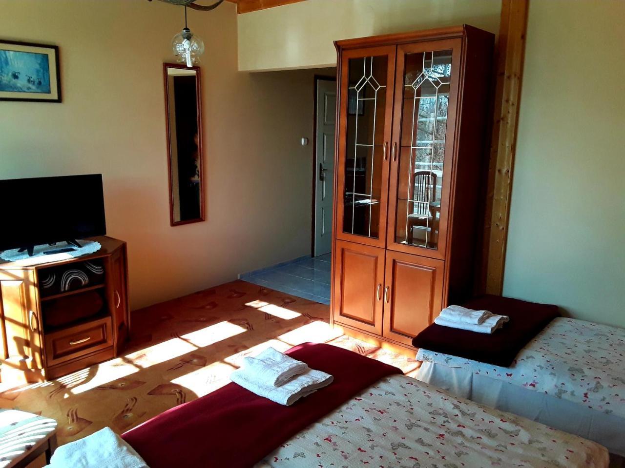 Villa Hedi Dunakiliti Exterior foto
